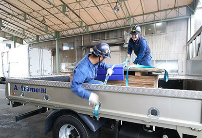 諸機械設置移設・重量物輸送事業